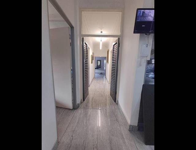 3 BEDROOM APARTMENT FOR SALE IN ESSENWOOD